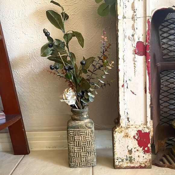 Primitive Mexican Weave Design Short Neck Square Clay Chunky Vessel Vase - Picture 5 of 16